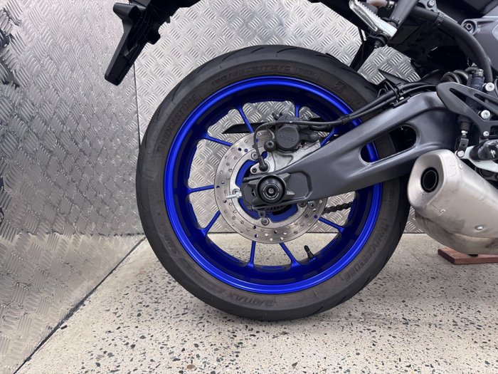 2024 Yamaha YZF-R7LA BLUE