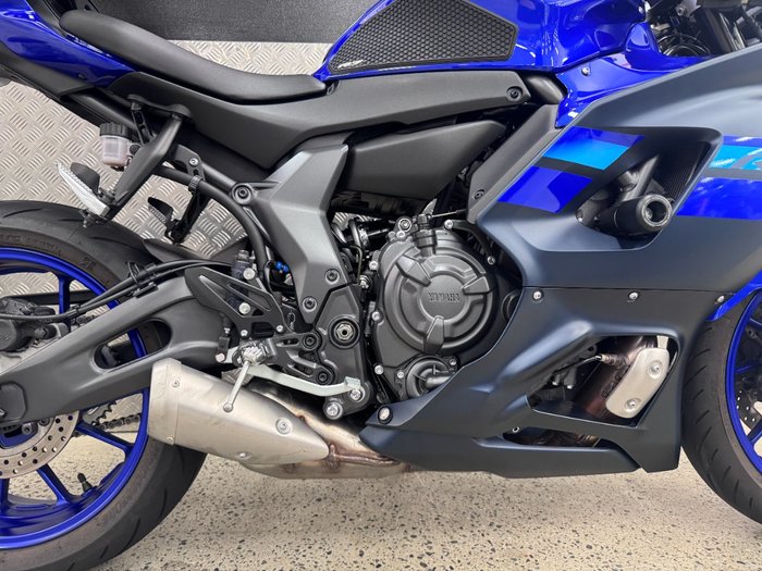 2024 Yamaha YZF-R7LA BLUE