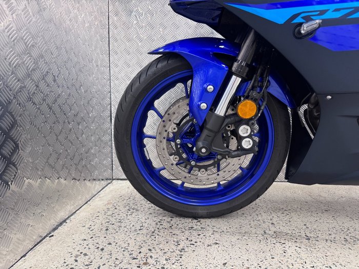2024 Yamaha YZF-R7LA BLUE