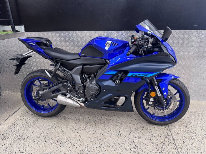 2024 Yamaha YZF-R7LA BLUE