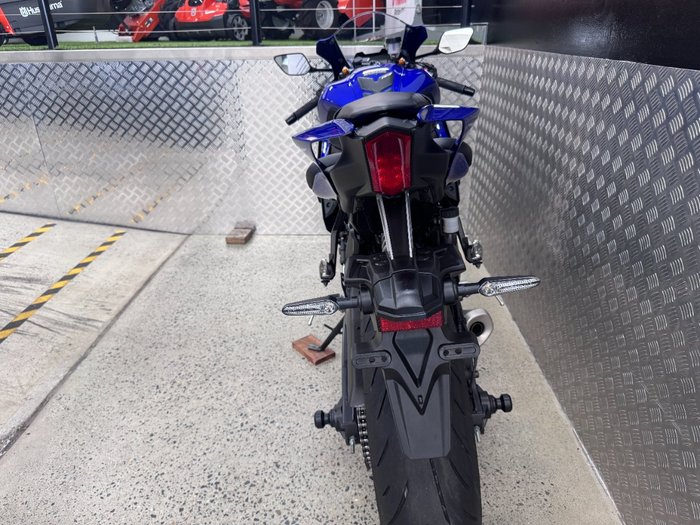 2024 Yamaha YZF-R7LA BLUE