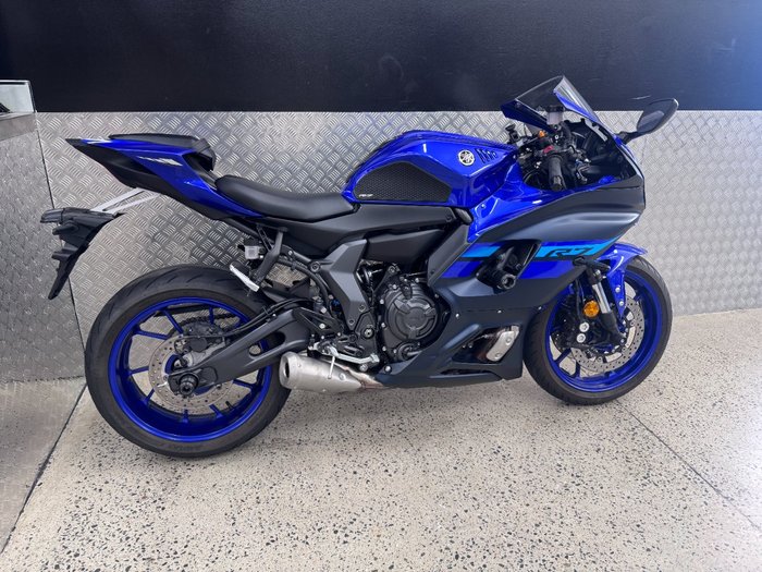 2024 Yamaha YZF-R7LA BLUE