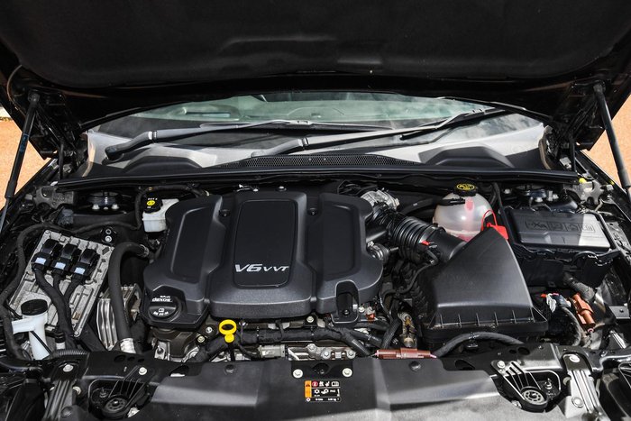 2018 Holden Calais V ZB MY18 AWD Mineral Black