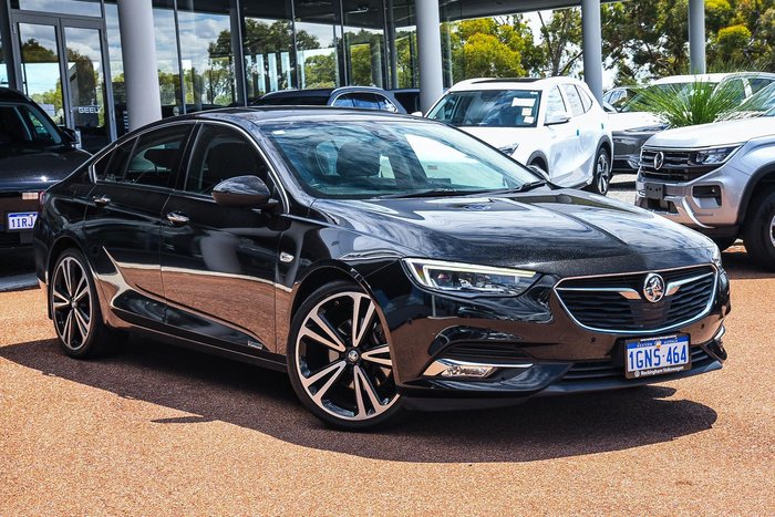 2018 Holden Calais