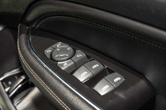 2018 Holden Calais V ZB MY18 AWD Mineral Black