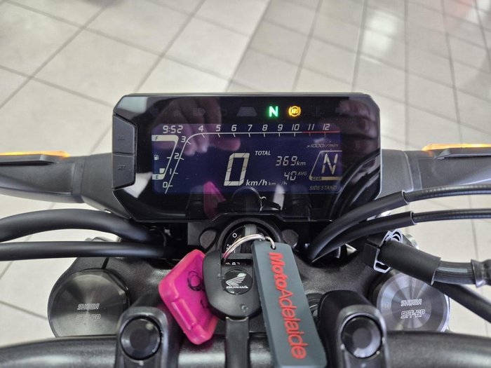 2024 Honda CB300R (CB300RA) CB300 Black
