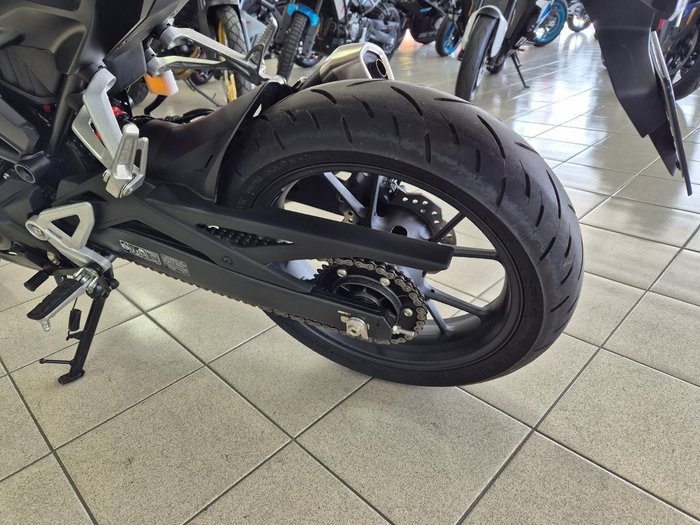 2024 Honda CB300R (CB300RA) CB300 Black