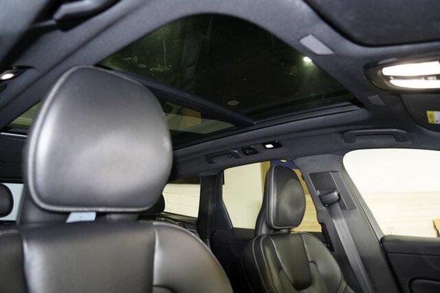 2024 Volvo XC60 Recharge T8 Black Edition Plug-In Hybrid