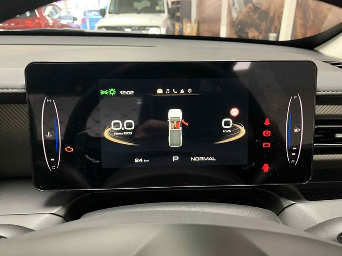 2025 GWM Cannon Premium NPW 4x2 Pearl White