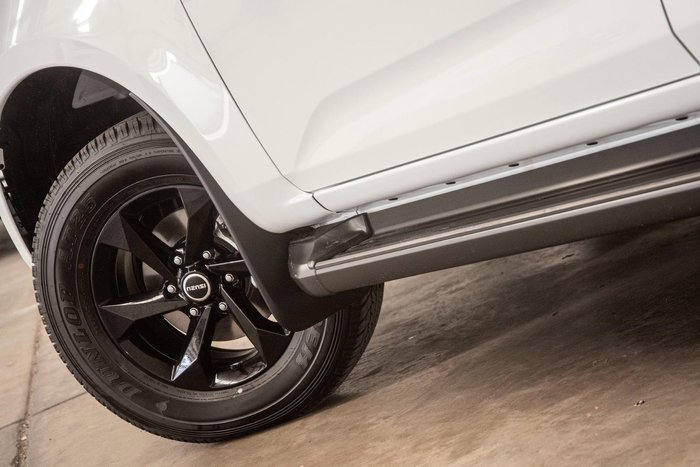 2025 Isuzu D-MAX X-RIDER