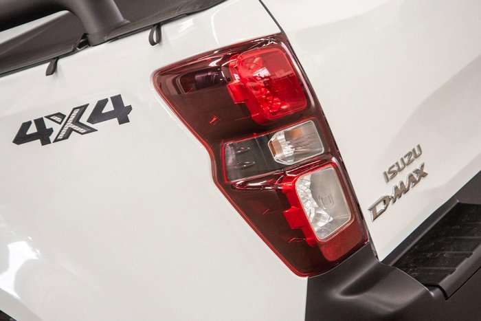 2025 Isuzu D-MAX X-RIDER
