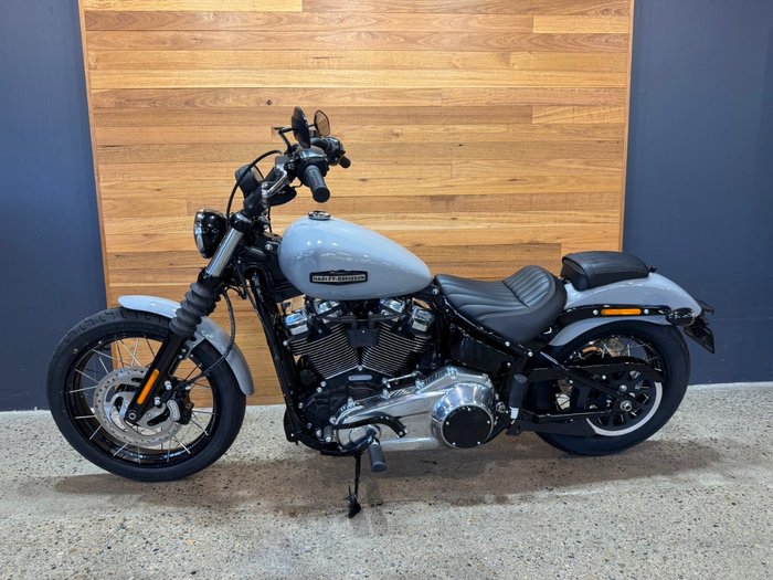 2025 Harley-davidson 2025 Harley-davidson 1900CC FXBB STREET BOB (117) CRUISER Grey