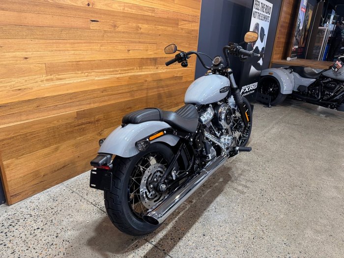 2025 Harley-davidson 2025 Harley-davidson 1900CC FXBB STREET BOB (117) CRUISER Grey