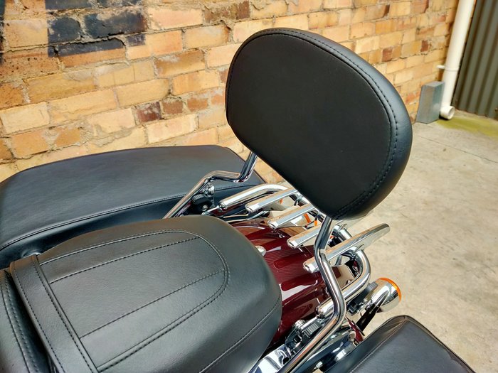 2022 HARLEY-DAVIDSON STREET GLIDE SPECIAL 114 (FLHXS) ROAD VIVID BLACK