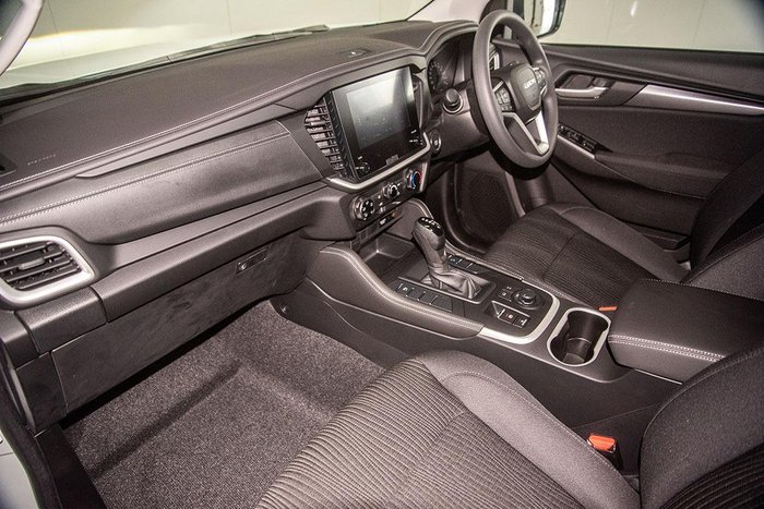 2025 Isuzu MU-X LS-M