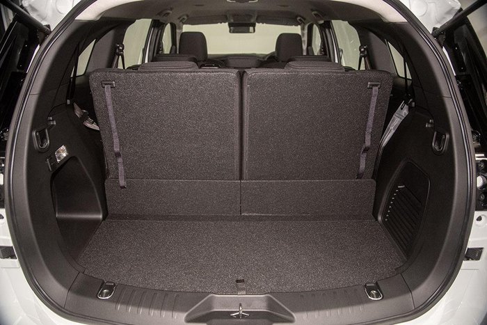 2025 Isuzu MU-X LS-M