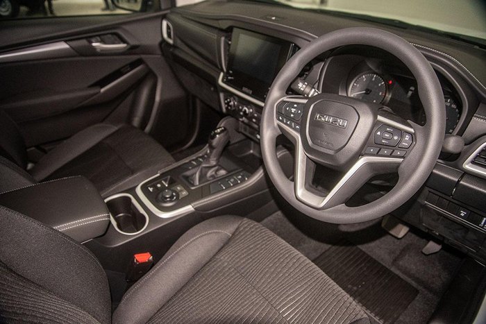 2025 Isuzu MU-X LS-M