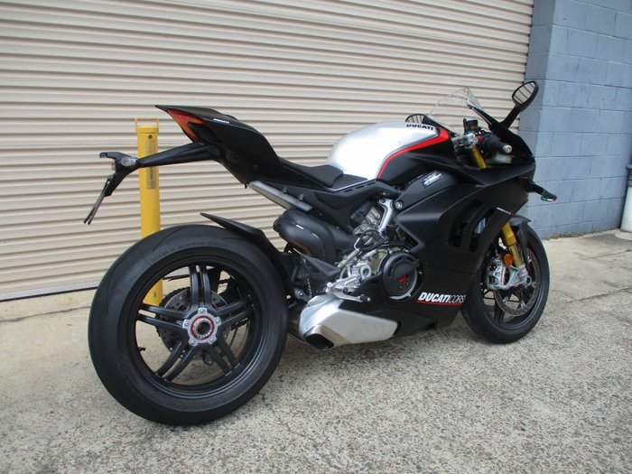 2022 DUCATI PANIGALE V4 SP BLACK