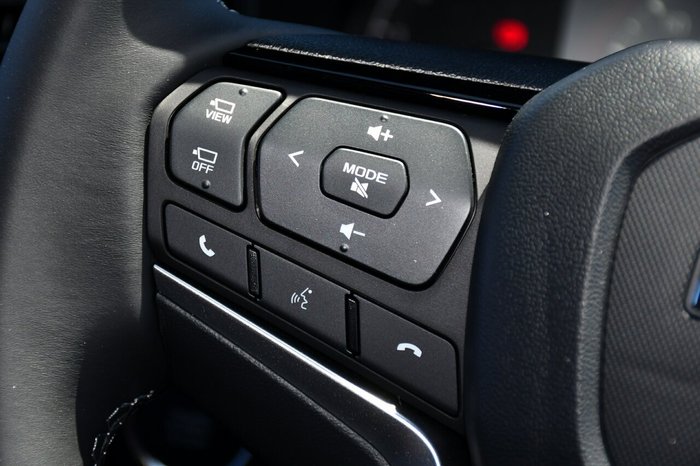 2025 Isuzu MU-X X-TERRAIN