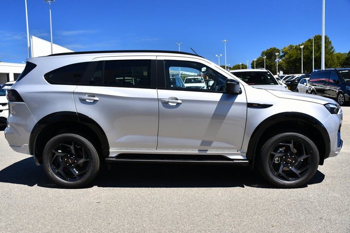 2025 Isuzu MU-X X-TERRAIN