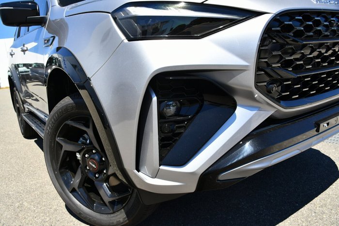 2025 Isuzu MU-X X-TERRAIN