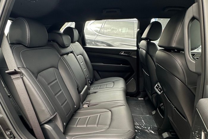 2025 KGM Rexton ELX