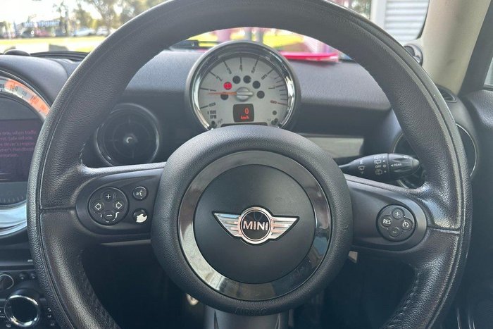 2013 MINI Hatch Cooper S Green Park