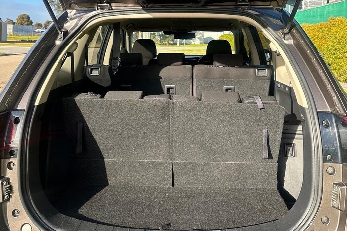 2019 Mitsubishi Outlander ES