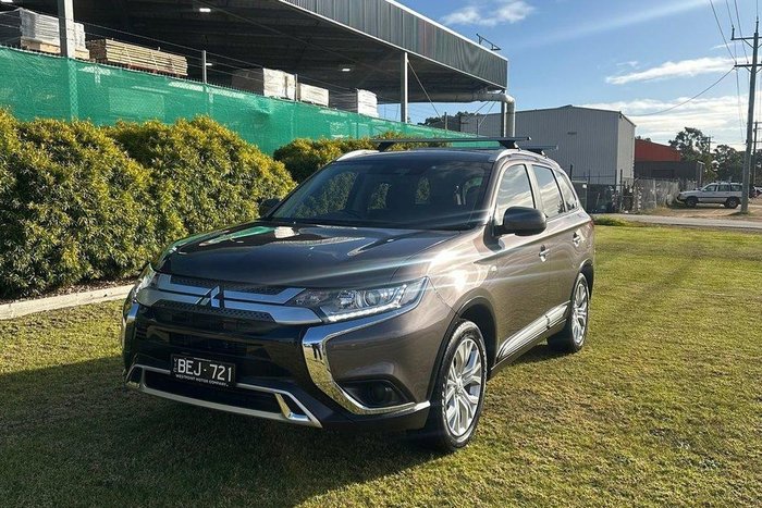 2019 Mitsubishi Outlander ES