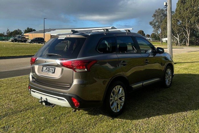 2019 Mitsubishi Outlander ES