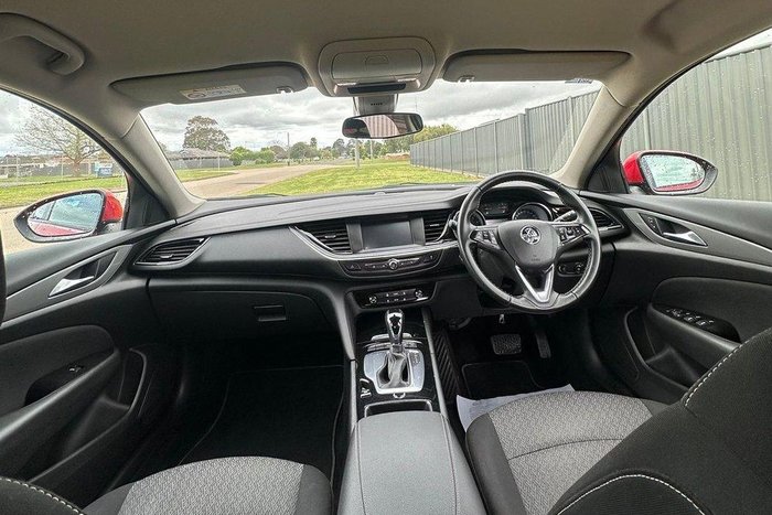 2019 Holden Commodore LT