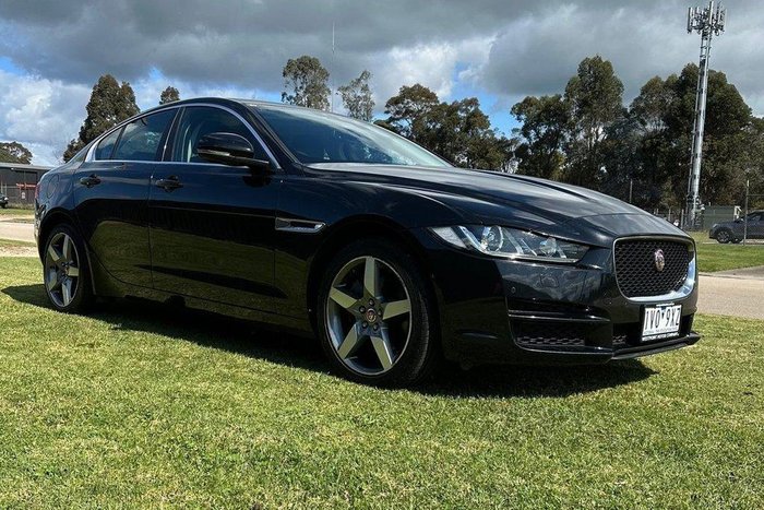 2016 Jaguar XE 20t Prestige