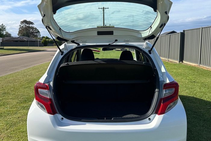 2016 Toyota Yaris Ascent