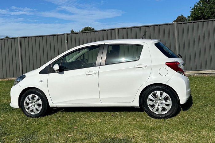 2016 Toyota Yaris Ascent