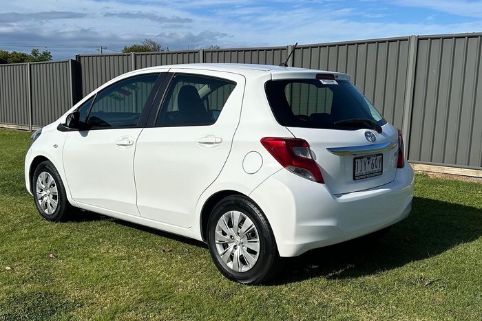 2016 Toyota Yaris Ascent