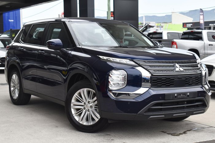 2023 Mitsubishi Outlander ES