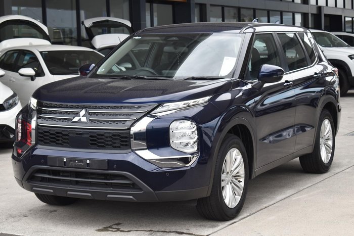 2023 Mitsubishi Outlander ES