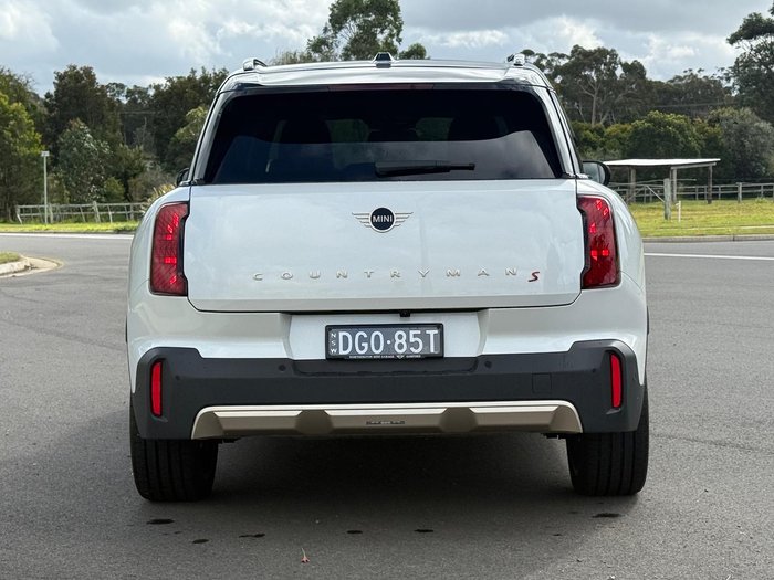 2025 MINI Countryman S Favoured
