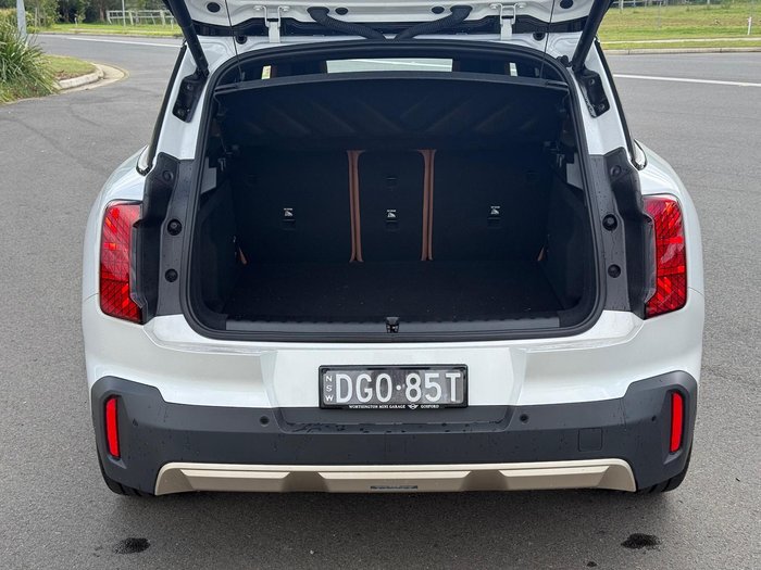 2025 MINI Countryman S Favoured