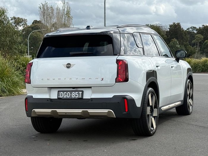 2025 MINI Countryman S Favoured