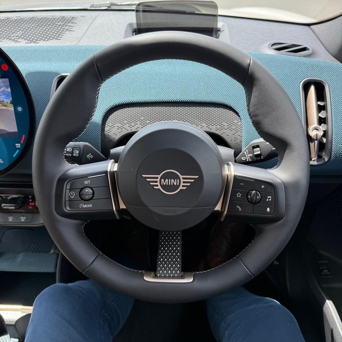 2025 MINI Countryman S Favoured