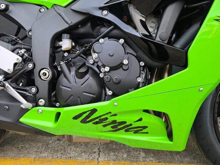 2026 Kawasaki 2026 Kawasaki 636CC NINJA ZX-6R GREEN