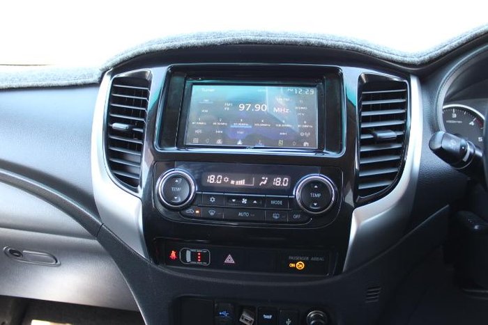 2015 Mitsubishi Triton GLS