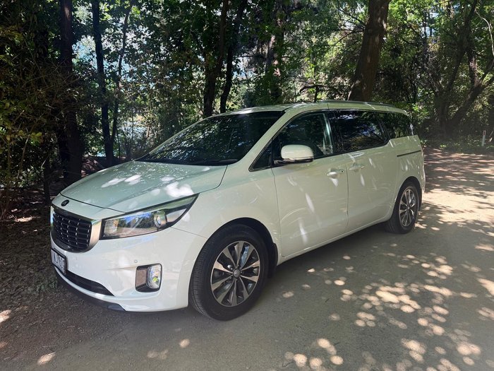 2018 Kia Carnival SLi