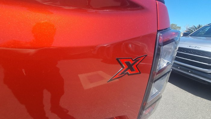 2025 Isuzu D-MAX X-TERRAIN MY25.5 4X4 Dual Range Sunstone Orange