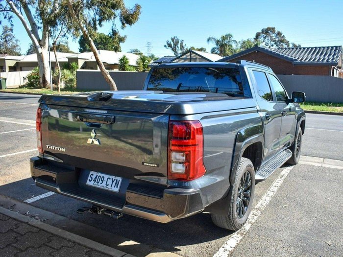 2024 Mitsubishi Triton GSR