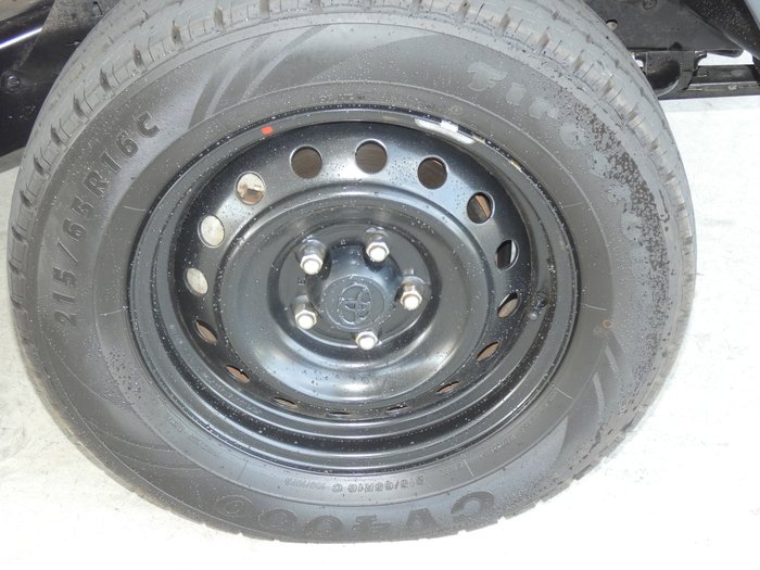 2022 Toyota Hilux Workmate