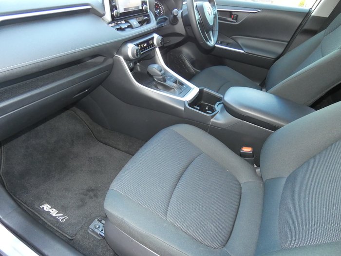 2022 Toyota RAV4 GX