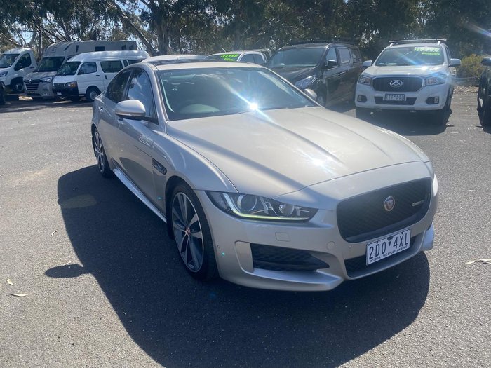 2016 Jaguar XE 25t R-Sport