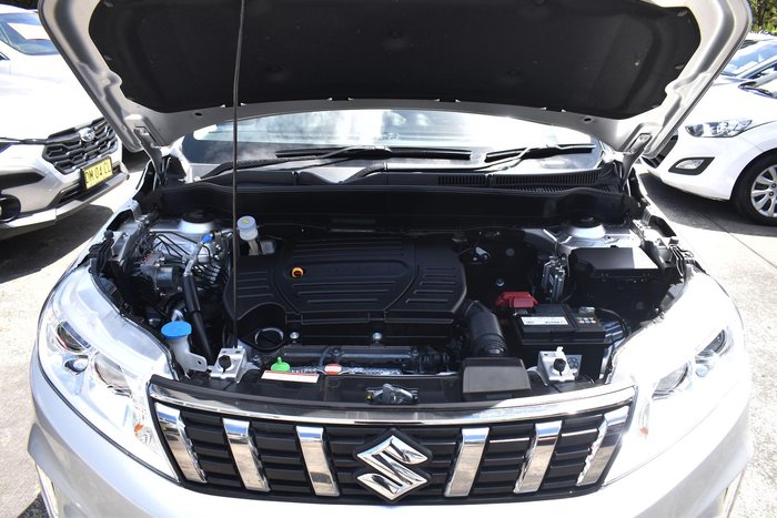 2023 Suzuki Vitara LY Series II Silky Silver